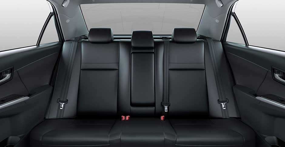 Toyota Aurion AT-X Interior rear seats