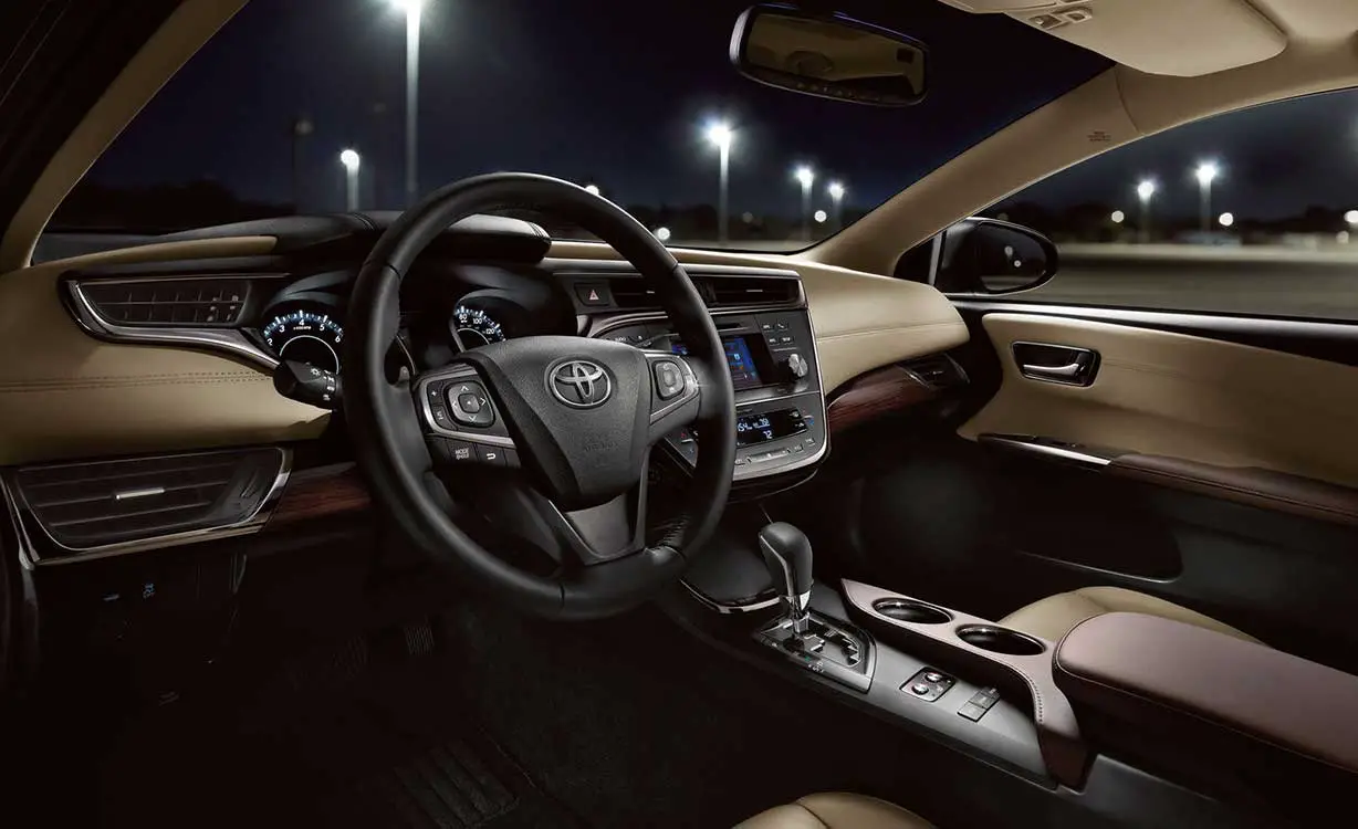 Toyota Avalon Limited Interior steering