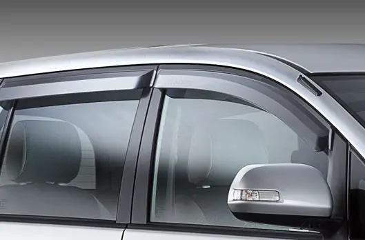 Toyota Innova 2.5 LE 7 Seater 2014 Front Mirror