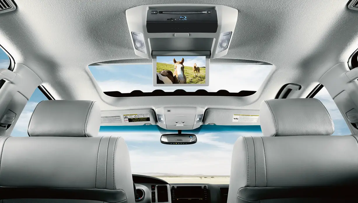 Toyota Sequoia SR5 2016 interior bluray player in tv
