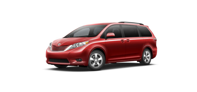 Toyota Sienna LE 2015 Front View