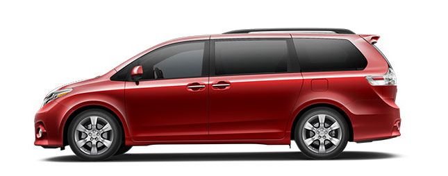Toyota Sienna LE 2015 Side View
