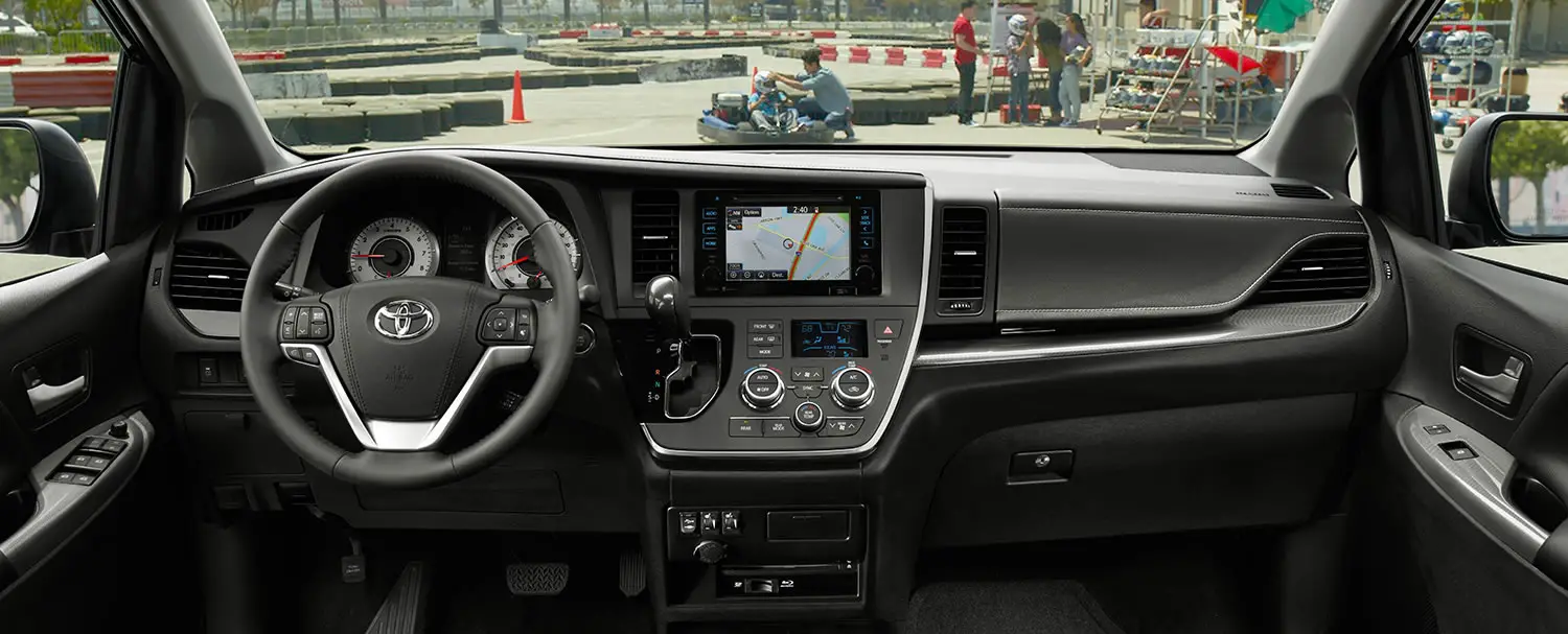 Toyota Sienna LE 2015 Steering