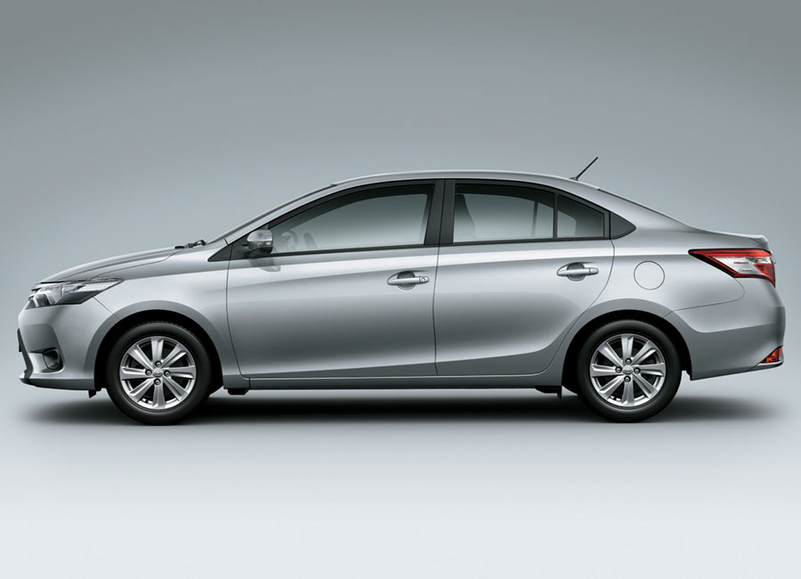 Toyota Vios 1.5G AT Side View
