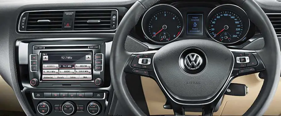 Volkswagen Jetta 1.4 TSI Trendline Interior steering