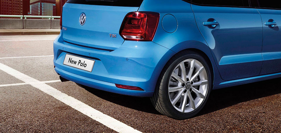 Volkswagen New Polo 1.2 MPI Comfortline Back View