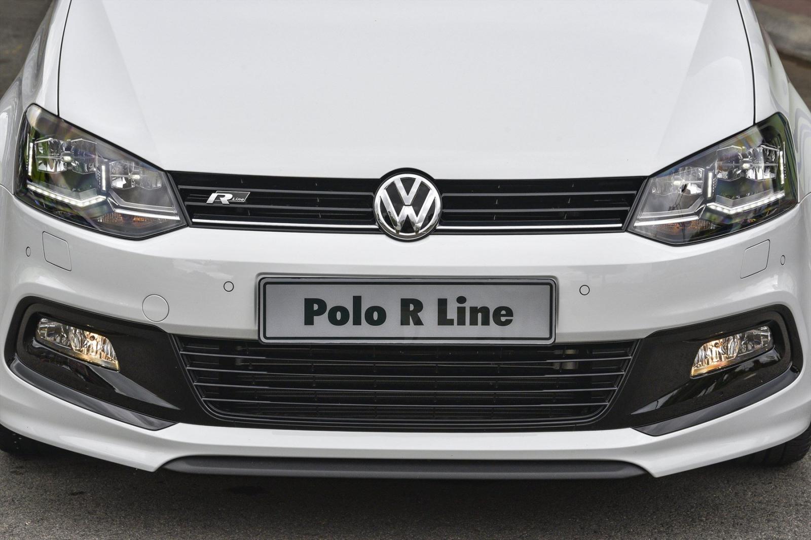 Volkswagen Polo R-line front Bonnet view
