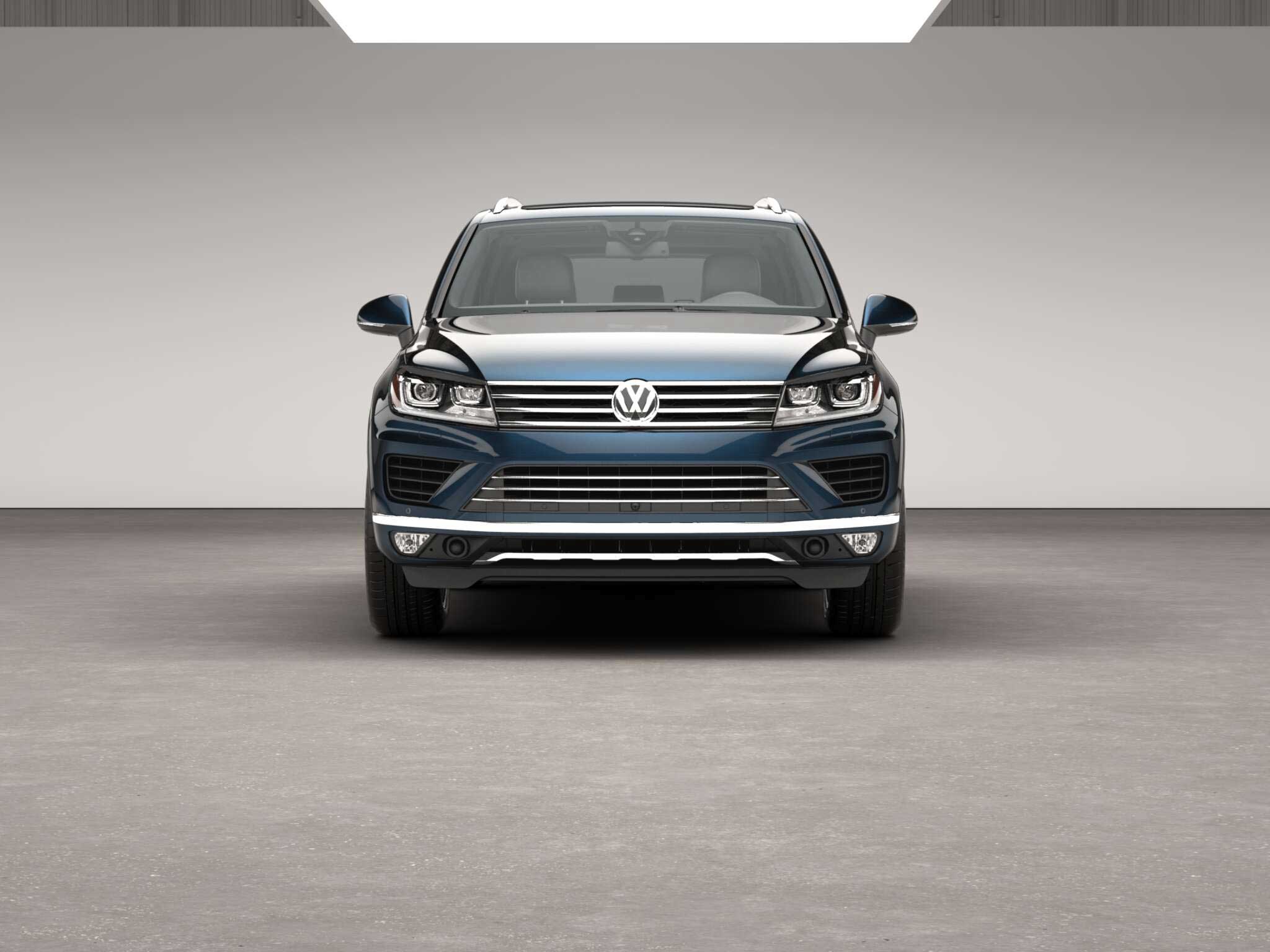 Volkswagen Touareg V6 Lux Exterior front view