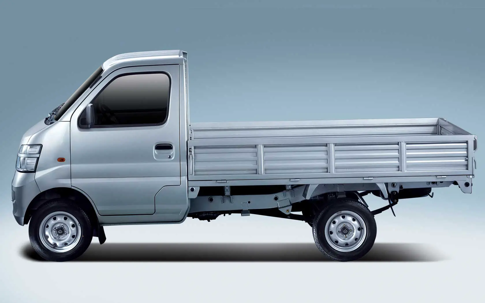 Changan Star Truck Exterior side view
