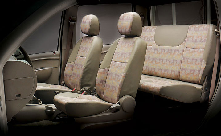 Mahindra Genio Double Cab Seat View