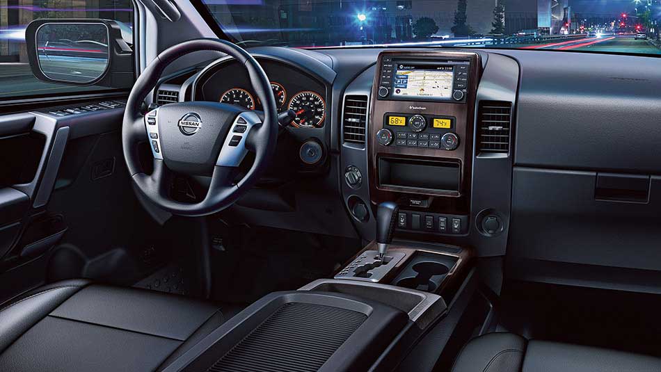 2014 Nissan Titan Crew Cab SV Interior Steering
