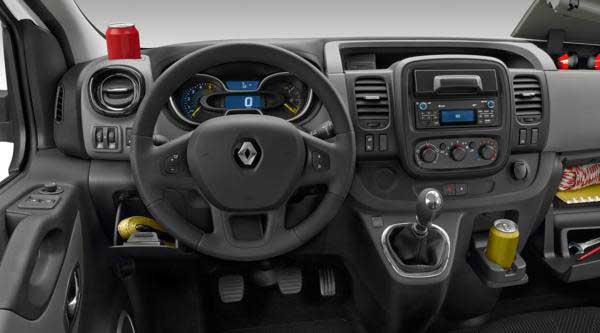 Renault Trafic Single Turbo Interior steering