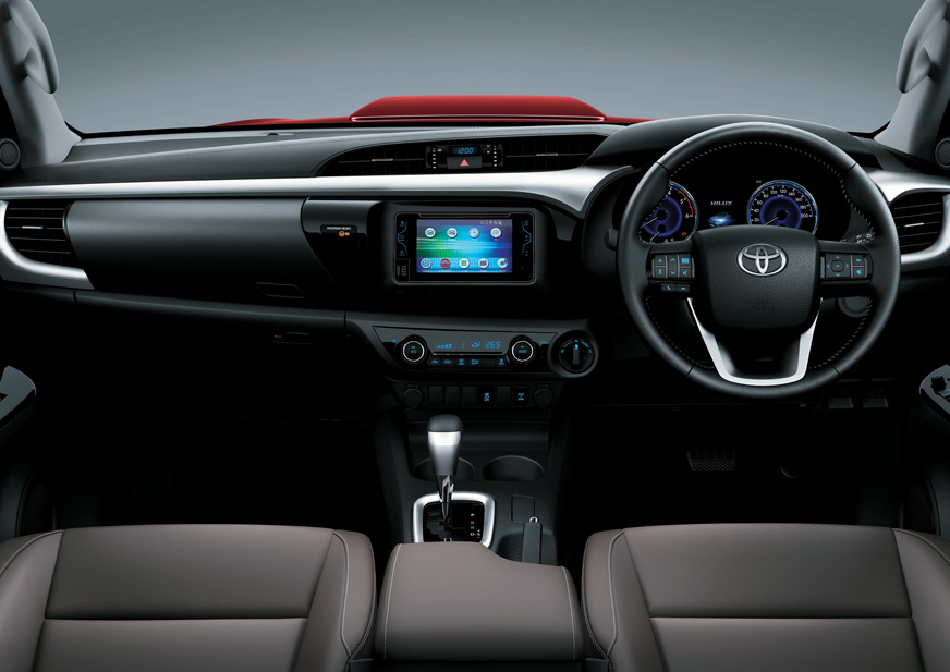 Toyota Hilux D Cab 2.5G 4x4 M/T interior front view