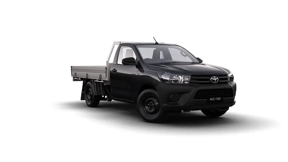 Toyota Hilux WorkMate 4x2 front cross view