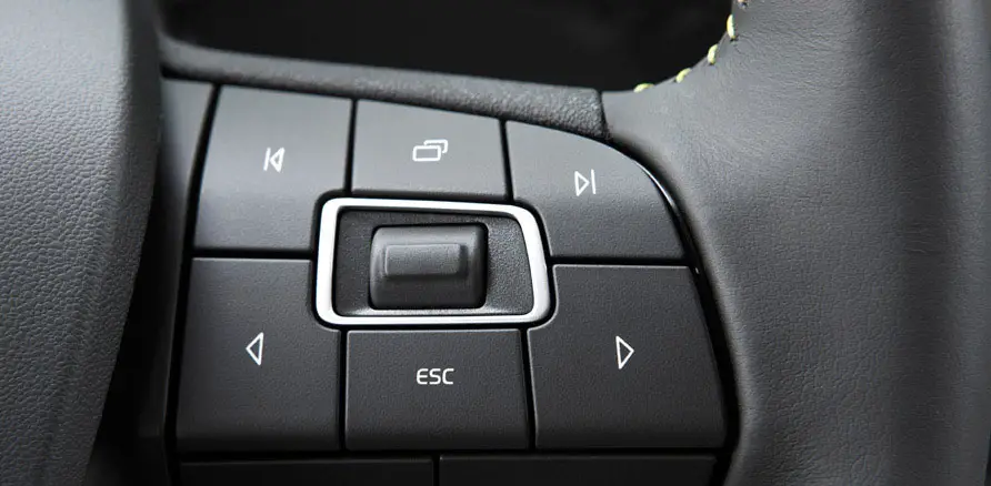 Volvo VH Steering Wheel Controls